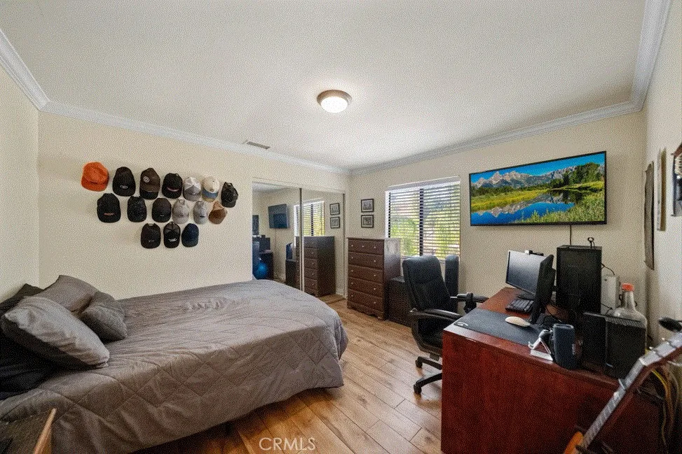22032 W San Joaquin Drive Canyon Lake, CA 92587