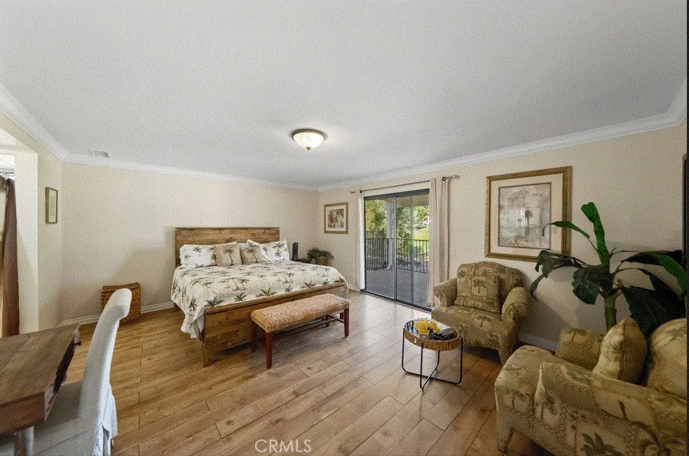 22032 W San Joaquin Drive Canyon Lake, CA 92587