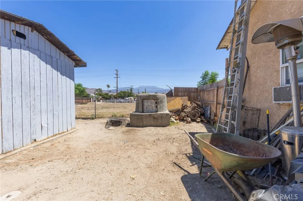 375 E 2nd San Jacinto, CA 92583