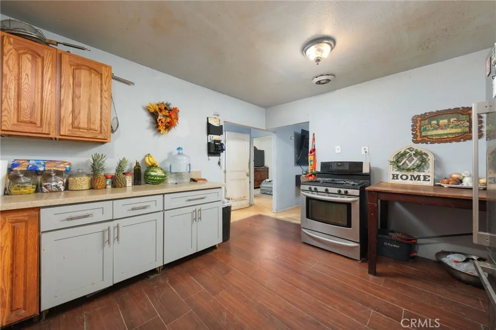 375 E 2nd San Jacinto, CA 92583
