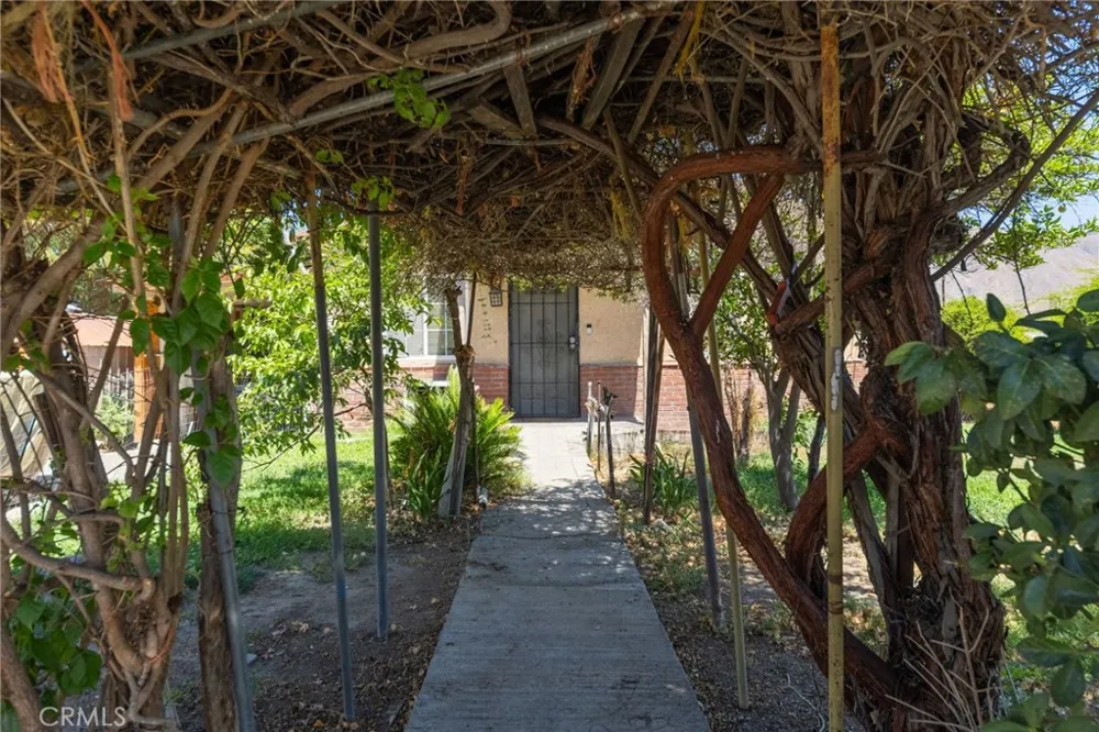 375 E 2nd San Jacinto, CA 92583