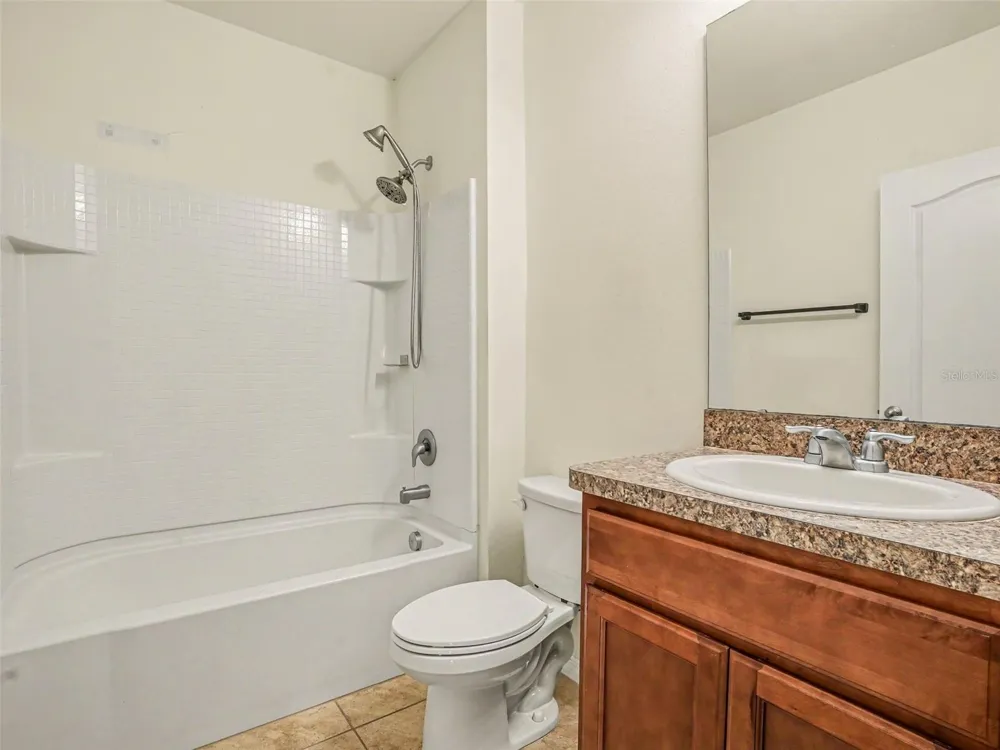 281 ST GEORGES CIRCLE Eagle Lake, FL 33839