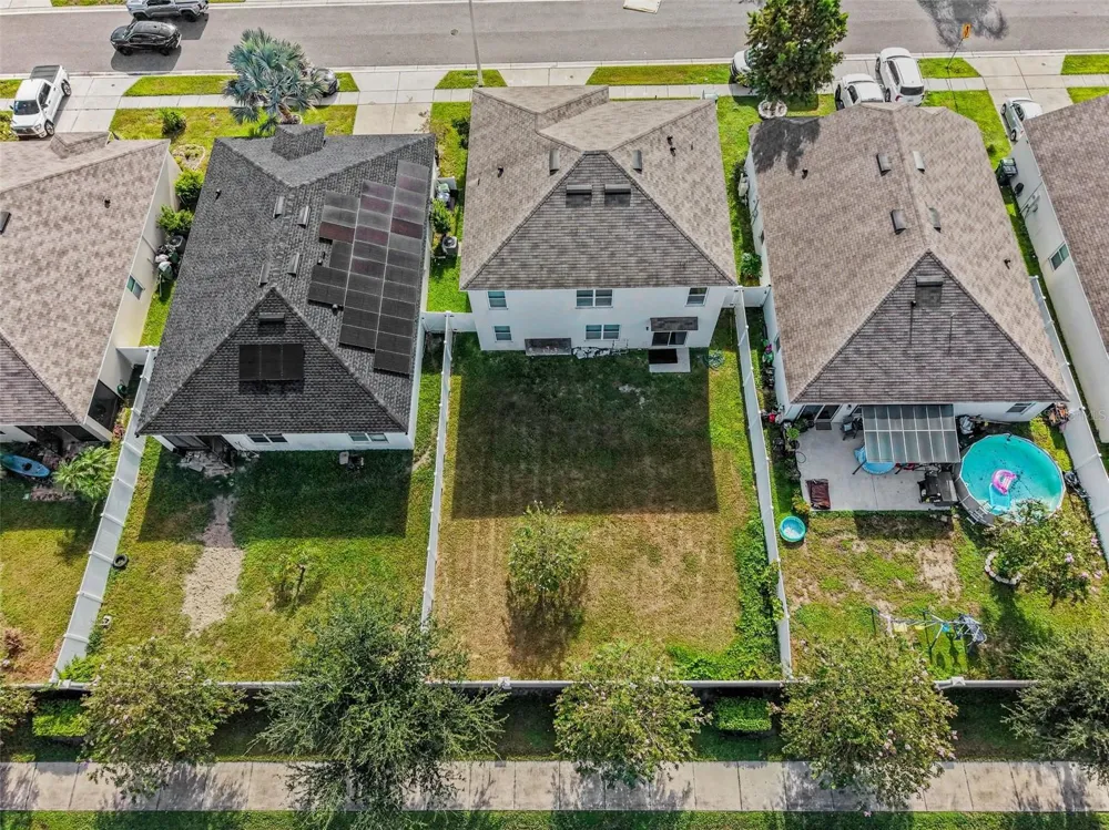 281 ST GEORGES CIRCLE Eagle Lake, FL 33839