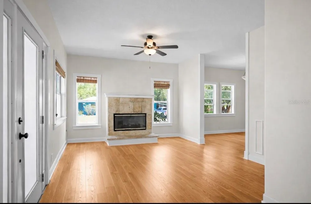 1777 BAYSHORE BOULEVARD Dunedin, FL 34698