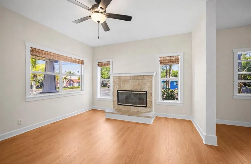 1777 BAYSHORE BOULEVARD Dunedin, FL 34698