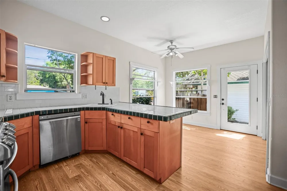1777 BAYSHORE BOULEVARD Dunedin, FL 34698
