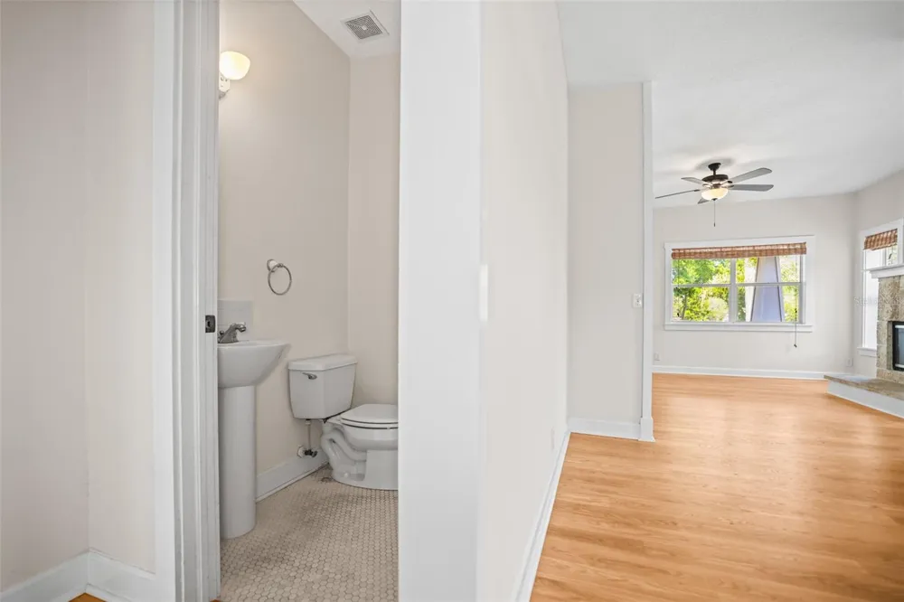 1777 BAYSHORE BOULEVARD Dunedin, FL 34698