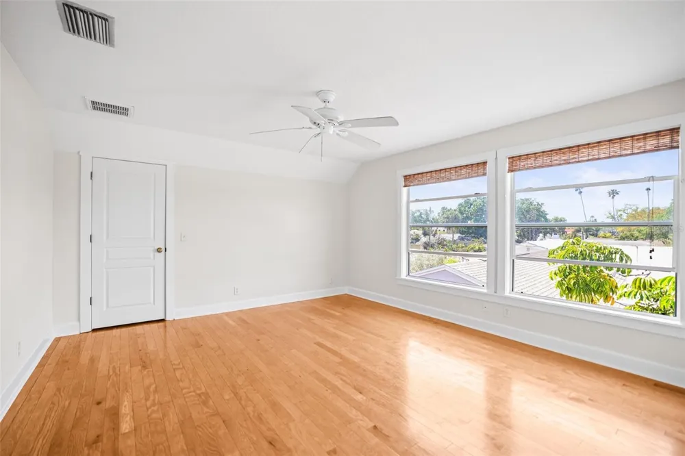 1777 BAYSHORE BOULEVARD Dunedin, FL 34698
