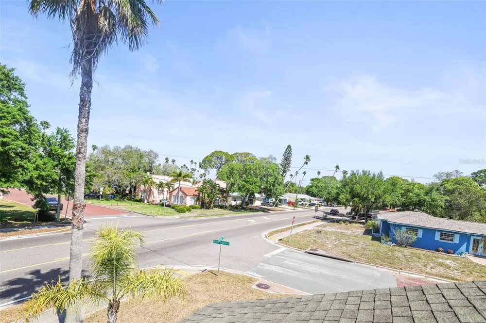 1777 BAYSHORE BOULEVARD Dunedin, FL 34698