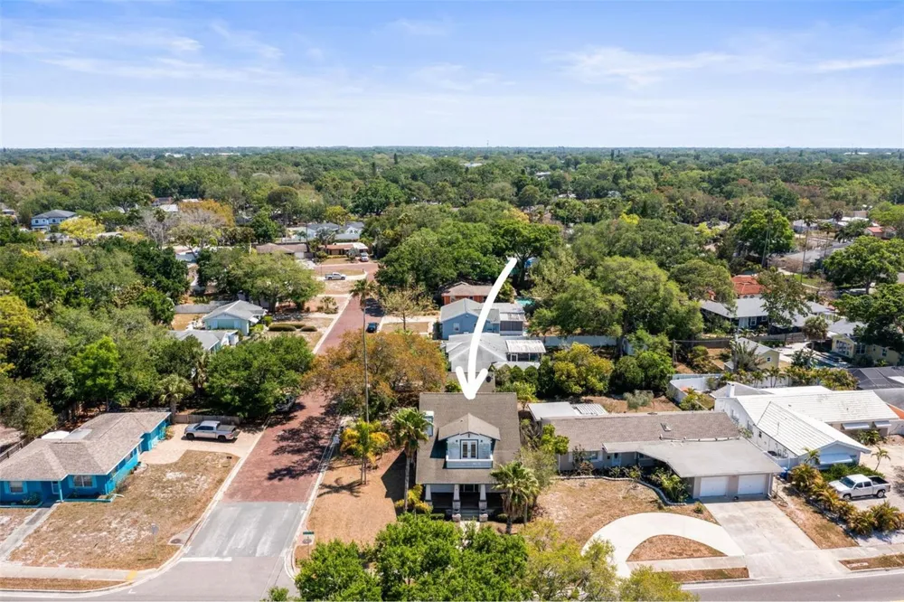 1777 BAYSHORE BOULEVARD Dunedin, FL 34698