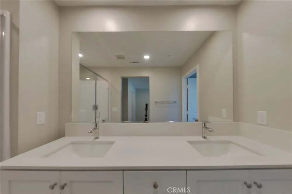 31682 Luther Drive Menifee, CA 92584