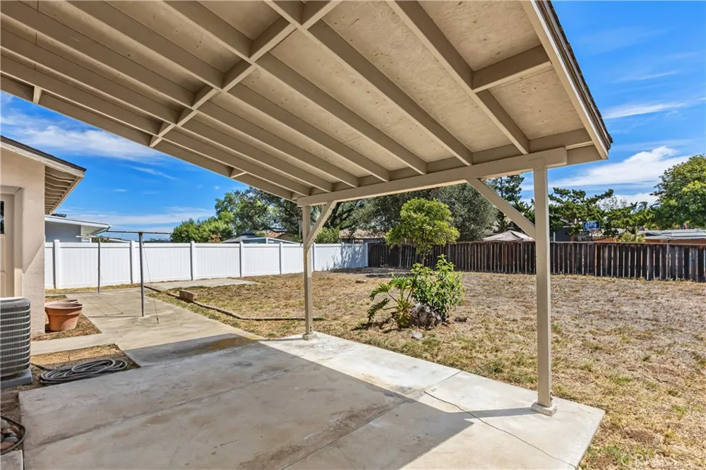 127 Brandenburg Lane Fallbrook, CA 92028