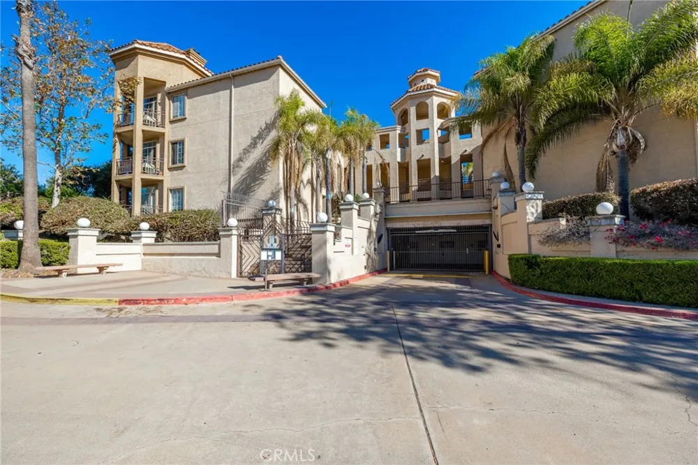 510 Camino De La Reina #332 San Diego, CA 92108