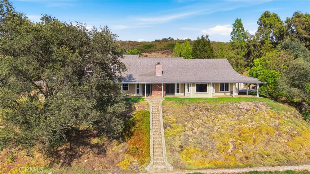 19700 Camino De Paz Murrieta, CA 92562