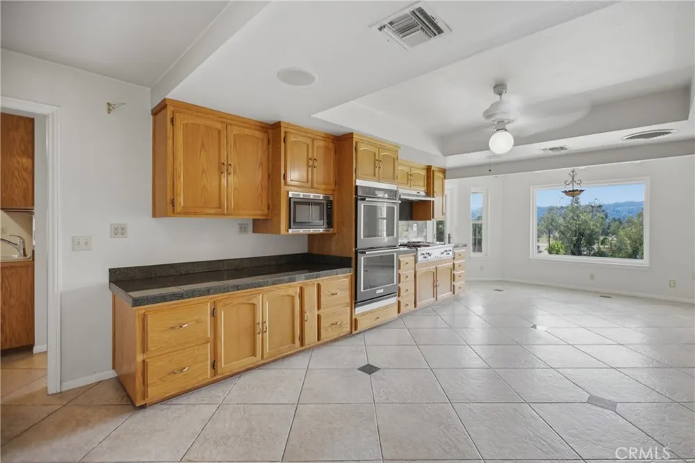 19700 Camino De Paz Murrieta, CA 92562