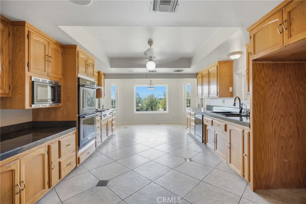 19700 Camino De Paz Murrieta, CA 92562