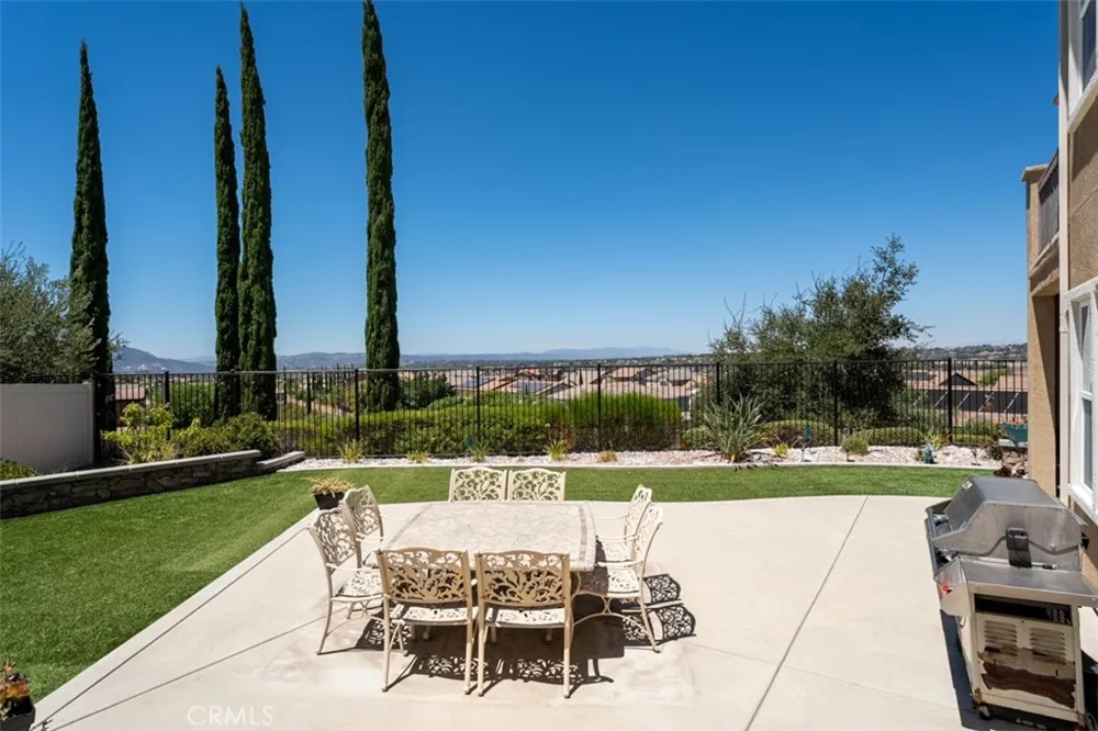 34338 Champoux Court Temecula, CA 92592