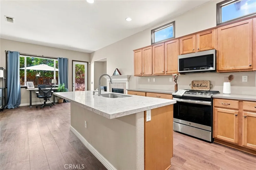38931 Huddlestone Court Murrieta, CA 92563