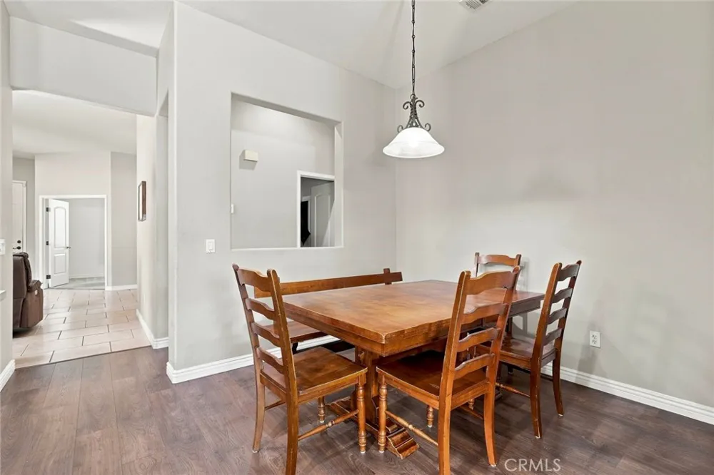 38931 Huddlestone Court Murrieta, CA 92563