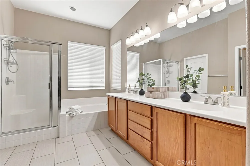 38931 Huddlestone Court Murrieta, CA 92563