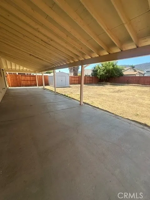 19405 Oakview Lane Lake Elsinore, CA 92530