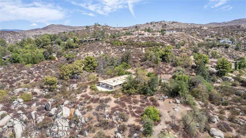28280 Rawlings Road Hemet, CA 92544