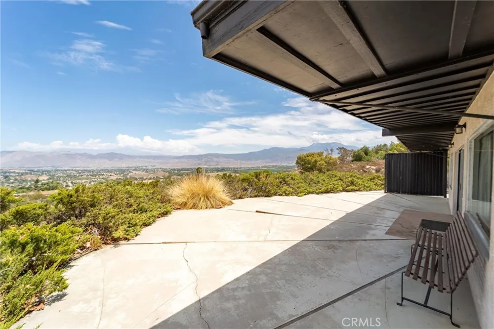 28280 Rawlings Road Hemet, CA 92544