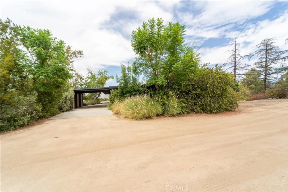 28280 Rawlings Road Hemet, CA 92544