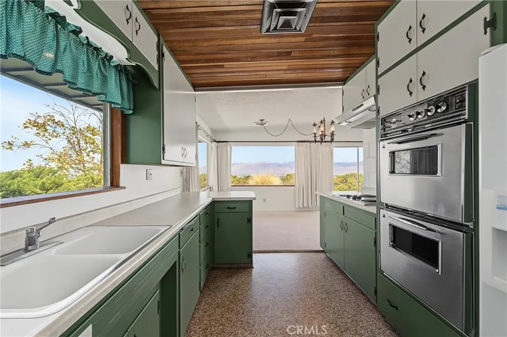 28280 Rawlings Road Hemet, CA 92544