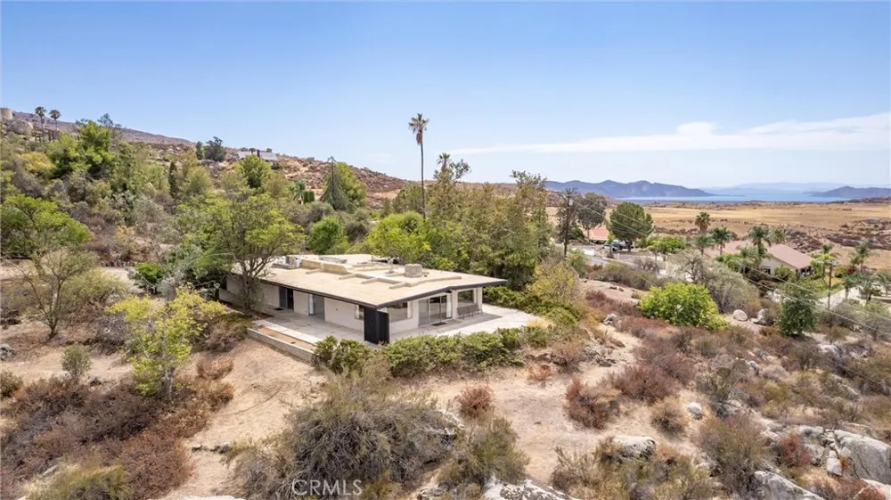 28280 Rawlings Road Hemet, CA 92544