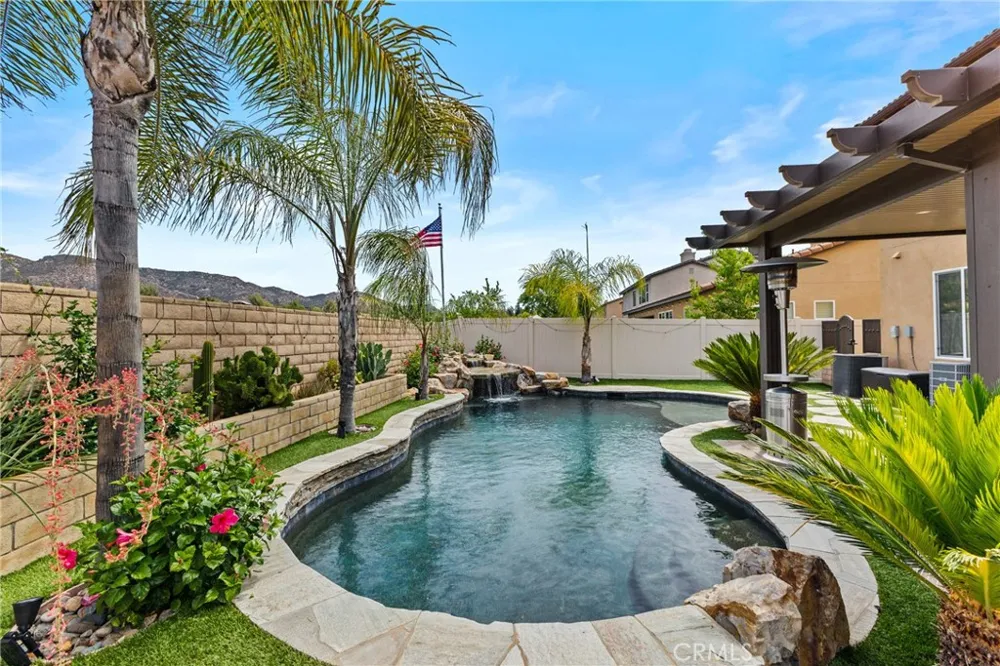 23826 Doheny Wildomar, CA 92595