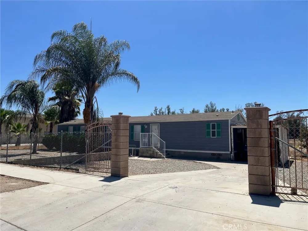 22225 Ellis Avenue Perris, CA 92570