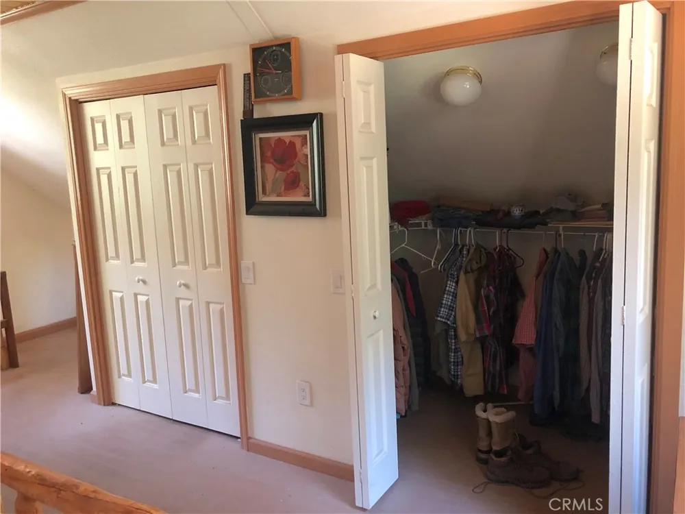 9112 Torrey Pines Road Forest Falls, CA 92339