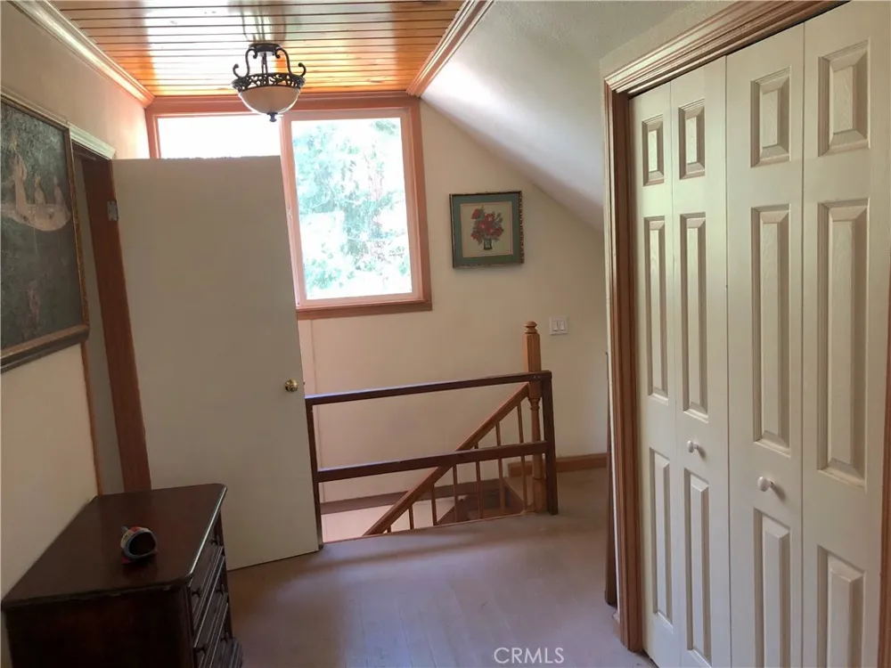 9112 Torrey Pines Road Forest Falls, CA 92339