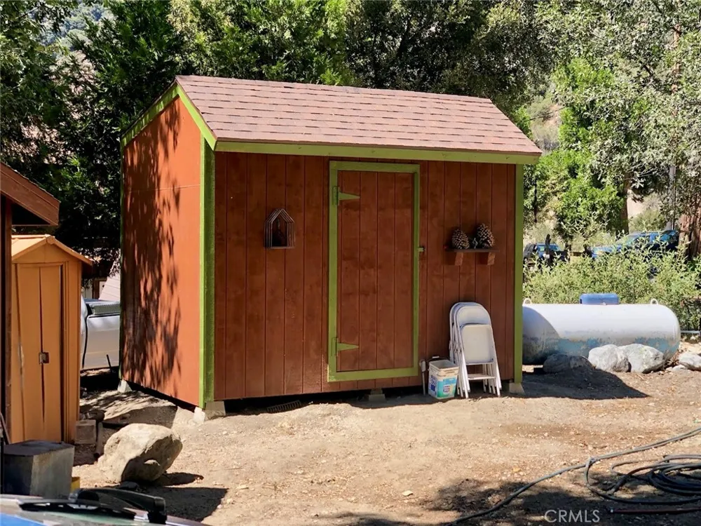 9112 Torrey Pines Road Forest Falls, CA 92339
