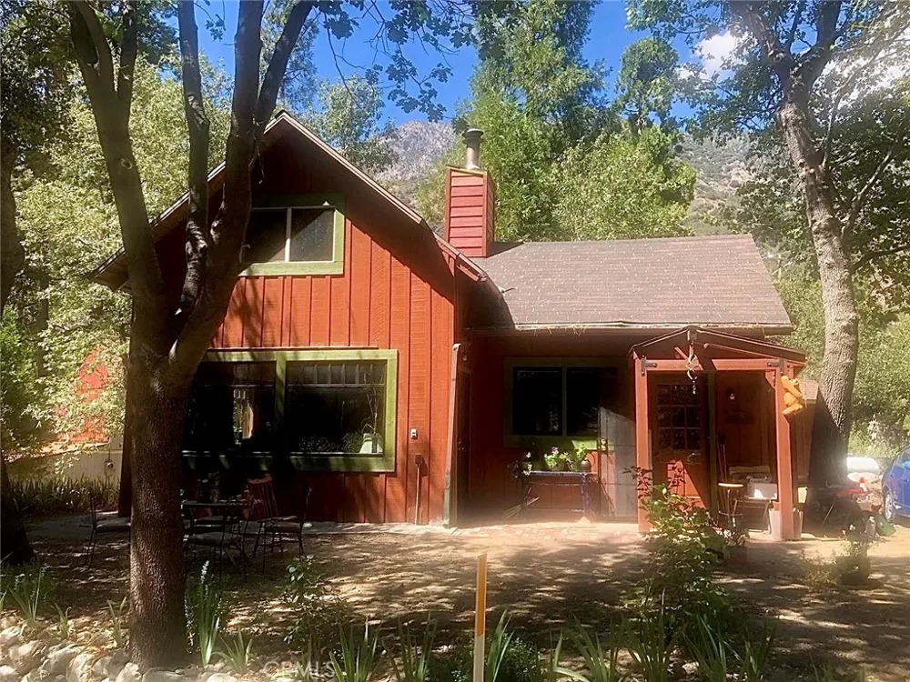 9112 Torrey Pines Road Forest Falls, CA 92339