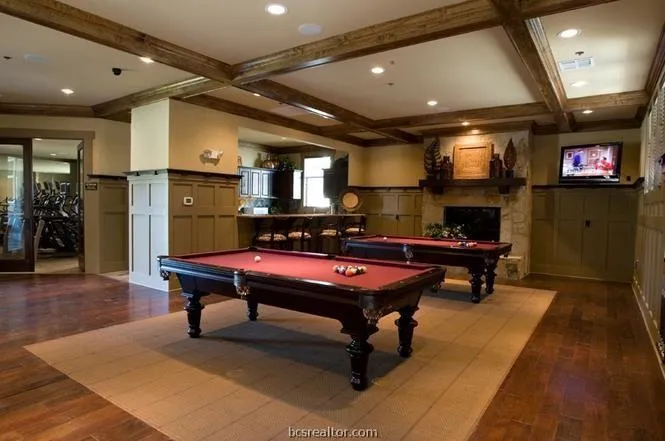 1725 Harvey Mitchell Parkway S #1712 College Station, TX 77840