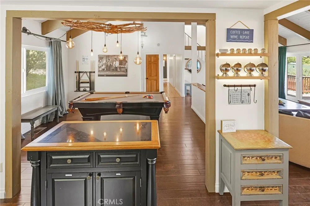 943 Nadelhorn Drive Lake Arrowhead, CA 92352