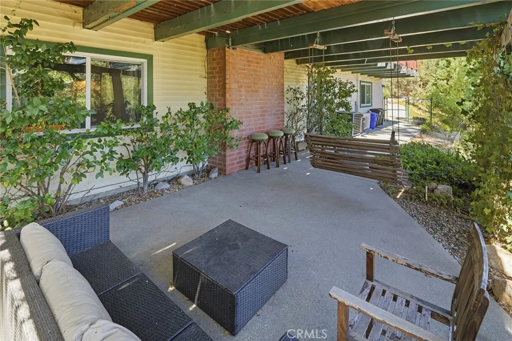 943 Nadelhorn Drive Lake Arrowhead, CA 92352
