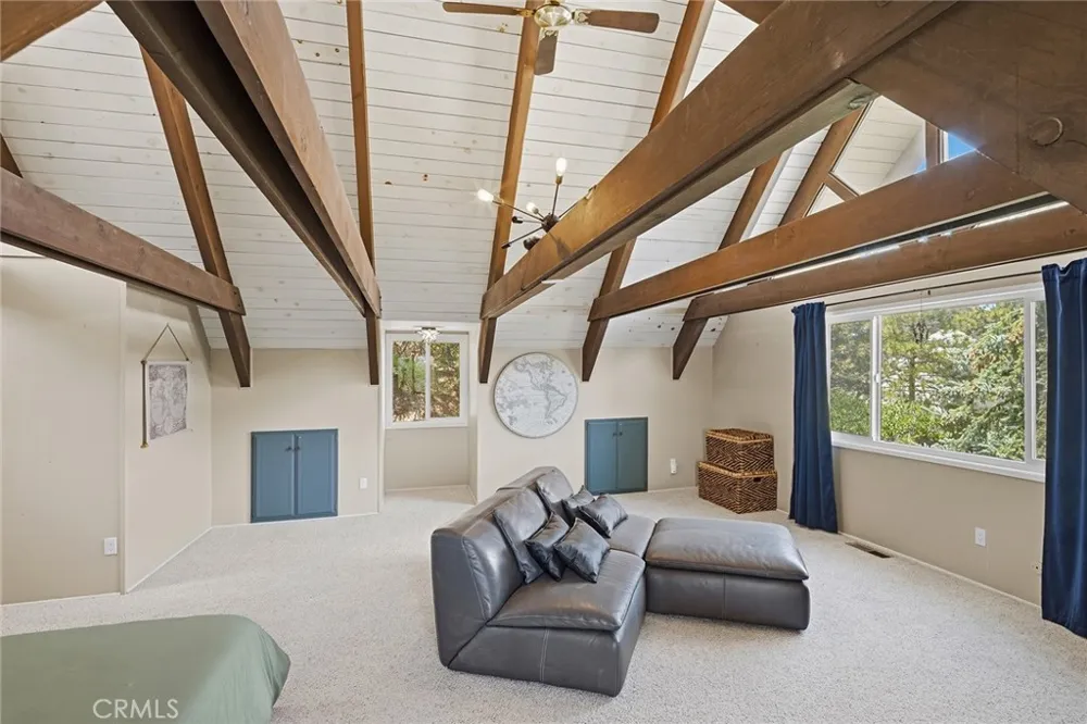 943 Nadelhorn Drive Lake Arrowhead, CA 92352