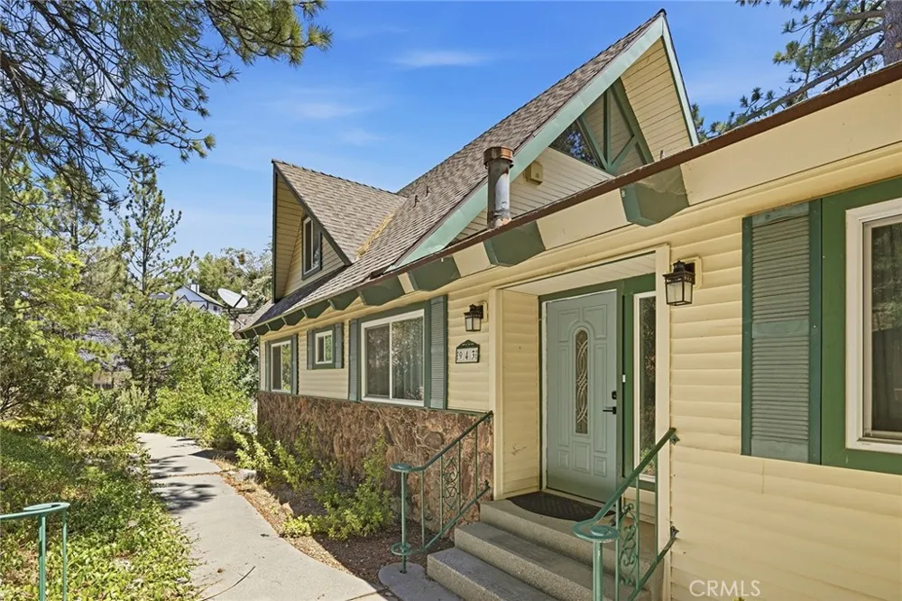 943 Nadelhorn Drive Lake Arrowhead, CA 92352