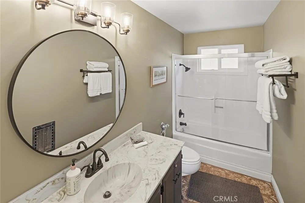943 Nadelhorn Drive Lake Arrowhead, CA 92352