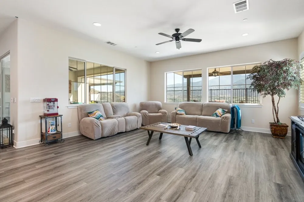 11523 Explorer Court Corona, CA 92883