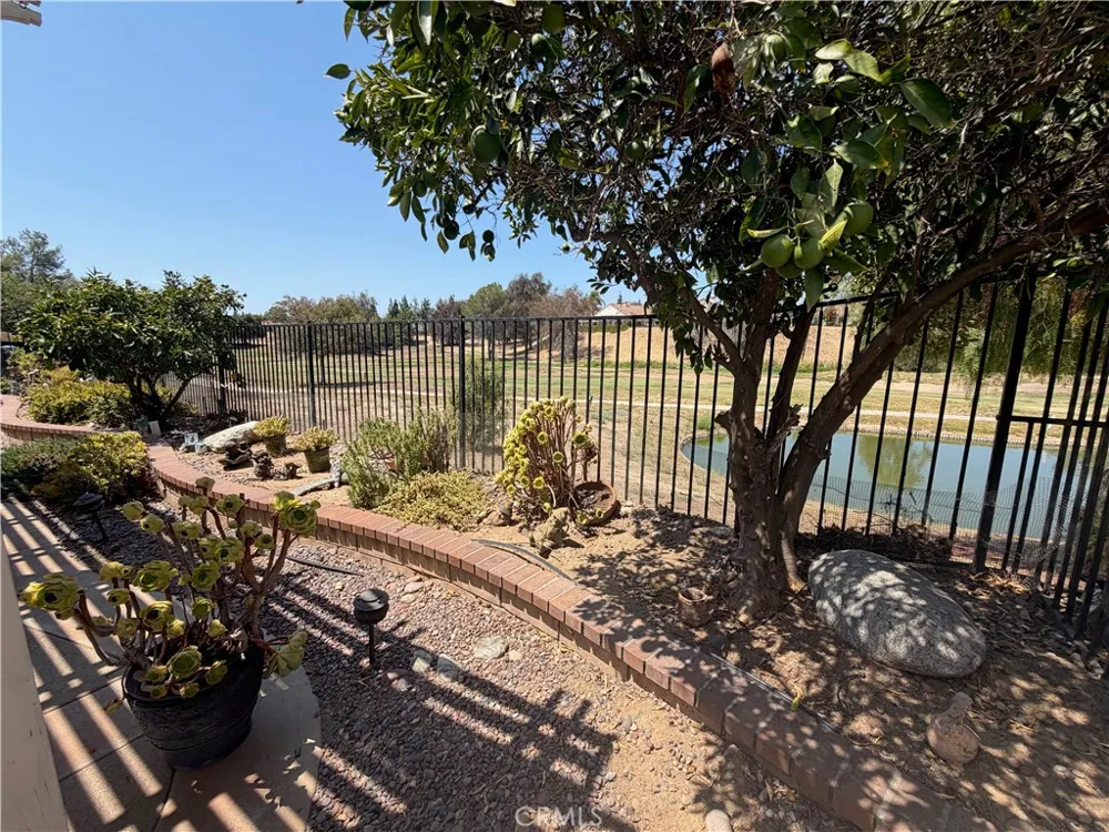 40643 Via Jalapa Murrieta, CA 92562