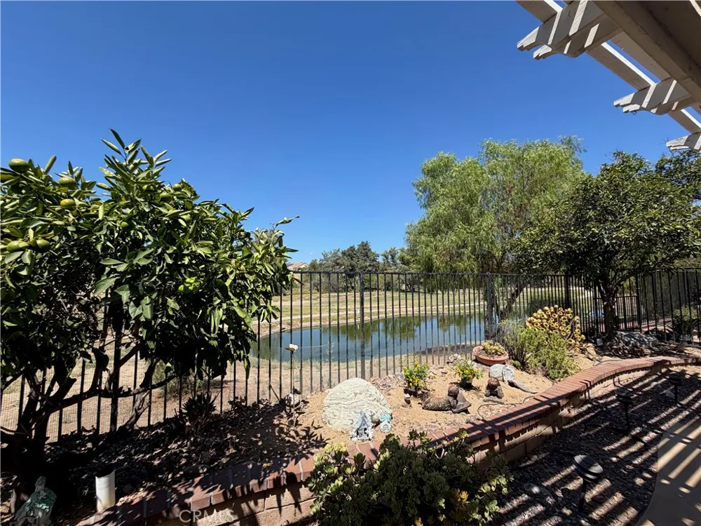 40643 Via Jalapa Murrieta, CA 92562