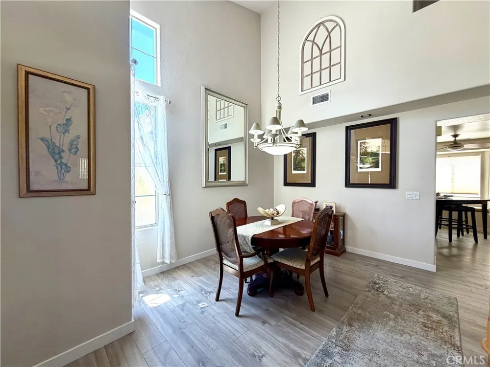 40643 Via Jalapa Murrieta, CA 92562