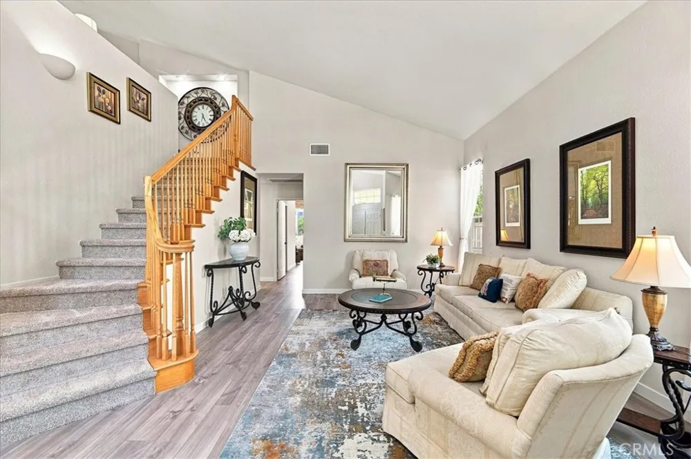 40643 Via Jalapa Murrieta, CA 92562
