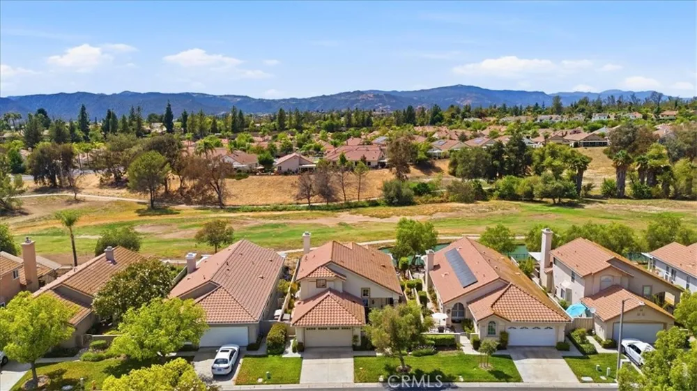 40643 Via Jalapa Murrieta, CA 92562