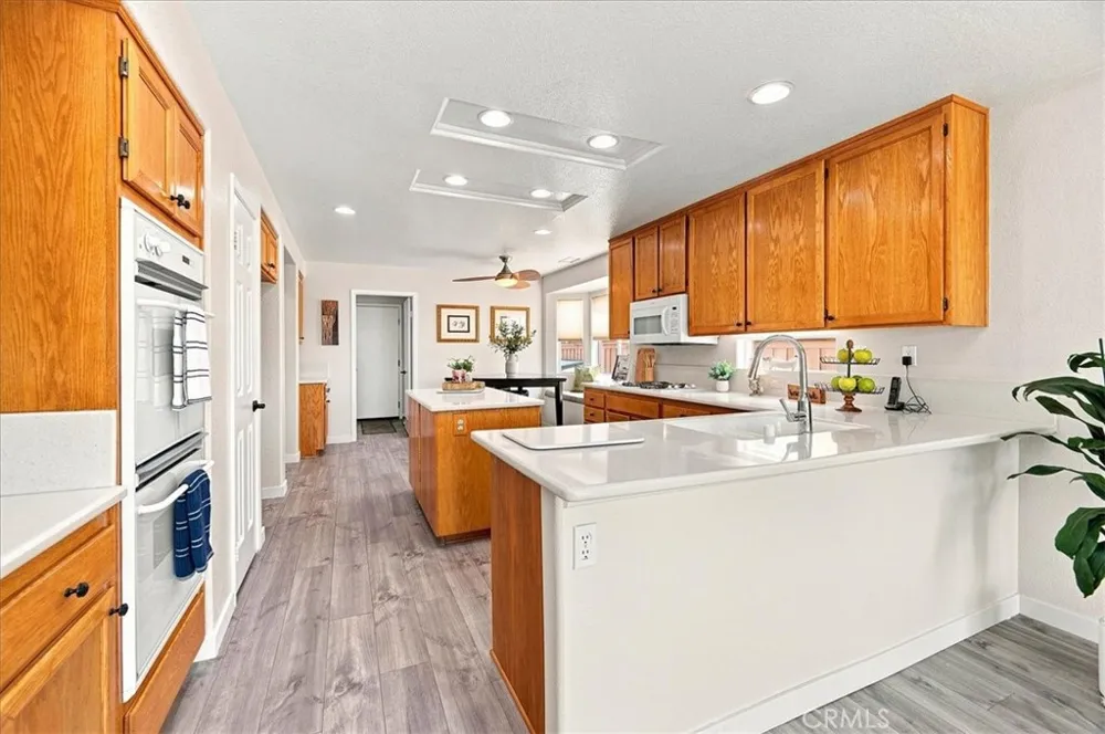 40643 Via Jalapa Murrieta, CA 92562
