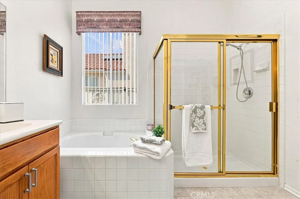 40643 Via Jalapa Murrieta, CA 92562